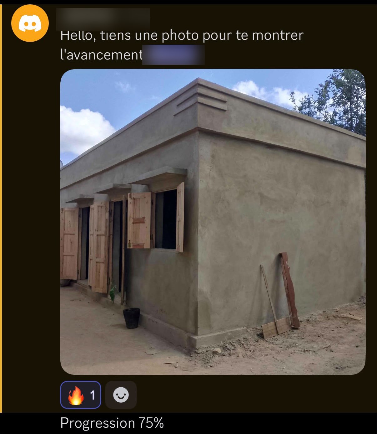 Message d'un chatter montrant l'avancement de la construction de sa maison